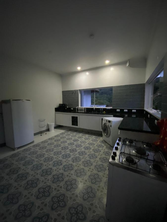 Casa Mani Acomodação com café da manhã Ubatuba Exterior foto